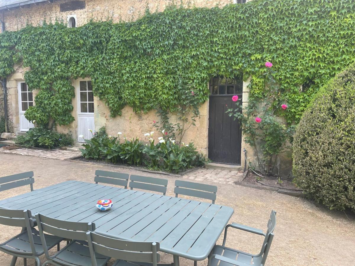 Clos Saint Leonard Durtal Buitenkant foto