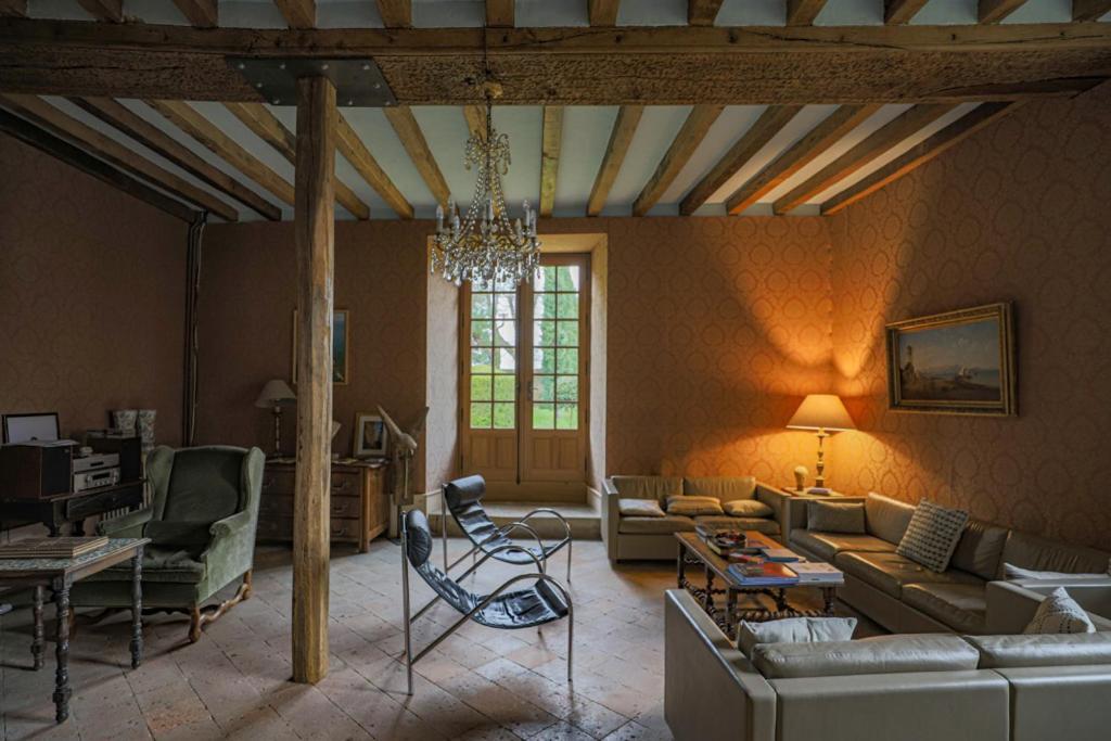 Clos Saint Leonard Durtal Buitenkant foto
